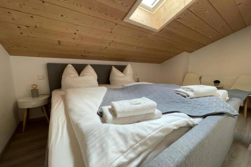 Gemuetliche Ferienwohnung Im Dg Am Tegernsee - Bergblick, Ruhe & Ganz Viel Platz 巴特维塞 外观 照片