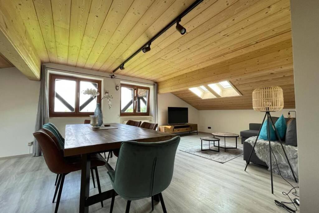 Gemuetliche Ferienwohnung Im Dg Am Tegernsee - Bergblick, Ruhe & Ganz Viel Platz 巴特维塞 外观 照片